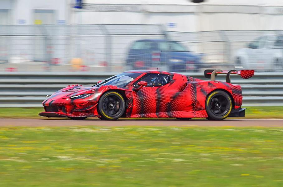 Ferrari анонсировала загадочную «открытую» новинку