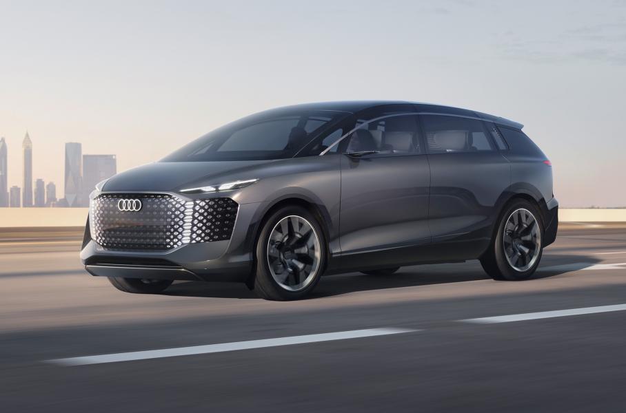 Audi представила 5,5-метровый минивэн urbansphere