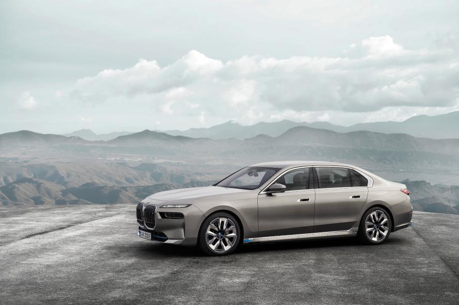 BMW 7-Series нового поколения
