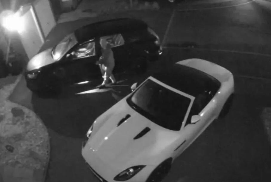 Усталый вор забрался в Audi Q7 и проспал до прибытия полиции