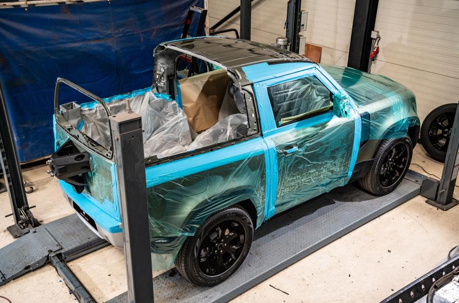 Кабриолет на базе нового Land Rover Defender: первые фотографии