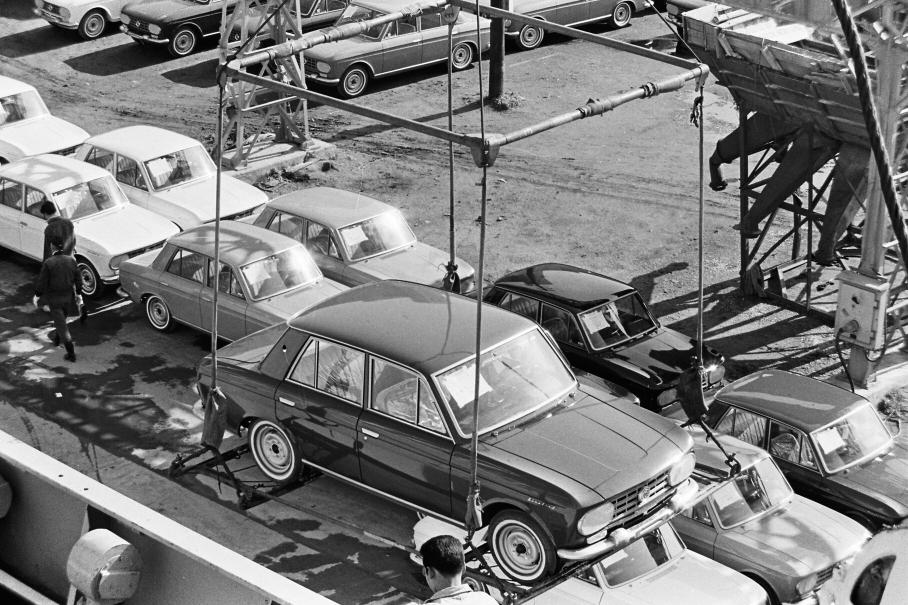 Пожалуй, Datsun Bluebird 410 серии можно считать первым Датсуном, который массово шёл на экспорт