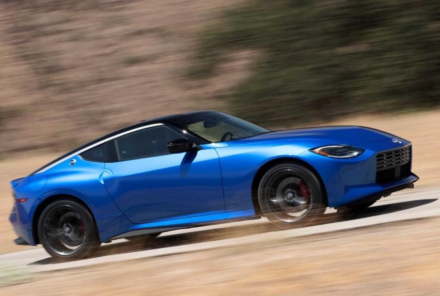 Nissan отложила начало продаж нового спорткупе Z