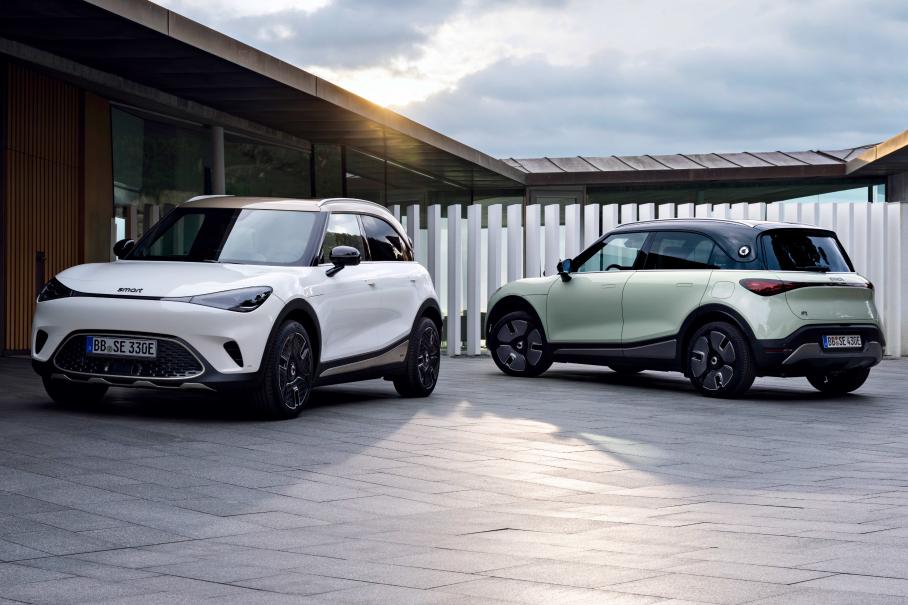 Электрокар Smart оказался почти в два раза дешевле Mercedes-Benz EQA