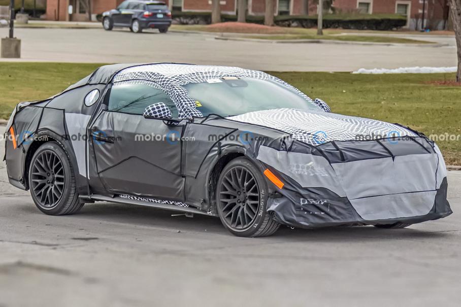 Шпионские фотографии нового Ford Mustang