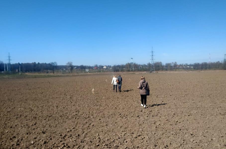 «Автотор» бесплатно раздаст сотрудникам землю под огороды