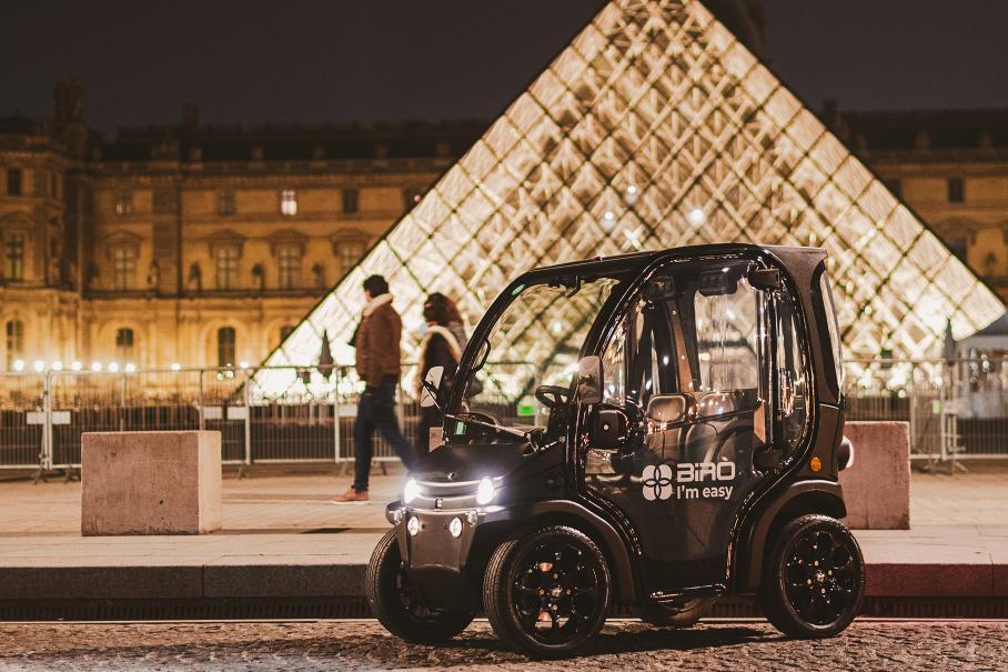 Во Франции появился крошечный электрокар Birò: он в два раза меньше «Оки»