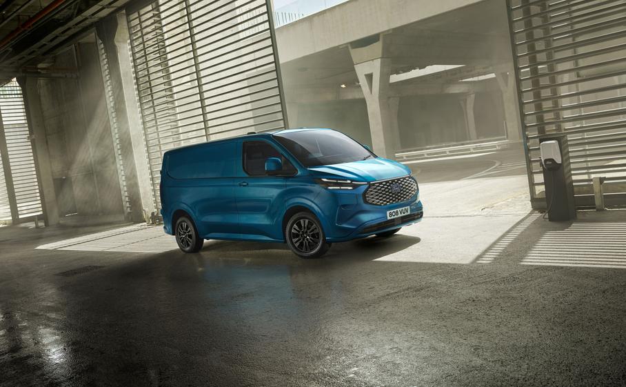 Ford представил электрический фургон E-Transit Custom