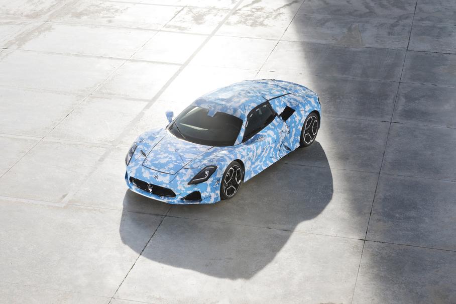 Maserati назвала дату премьеры родстера MC20 Spider