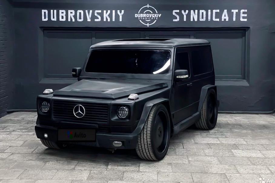 Фото из [объявления о продаже](https://www.avito.ru/sankt-peterburg/avtomobili/mercedes-benz_g-klass_1995_2429346406)