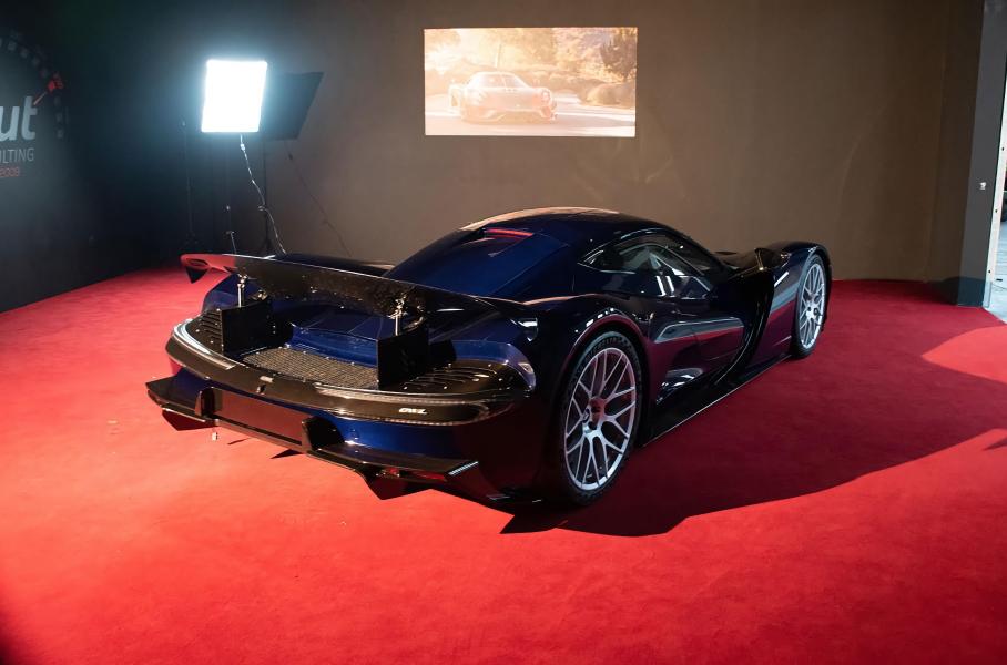 Редкий японский гиперкар Aspark Owl выставили на продажу