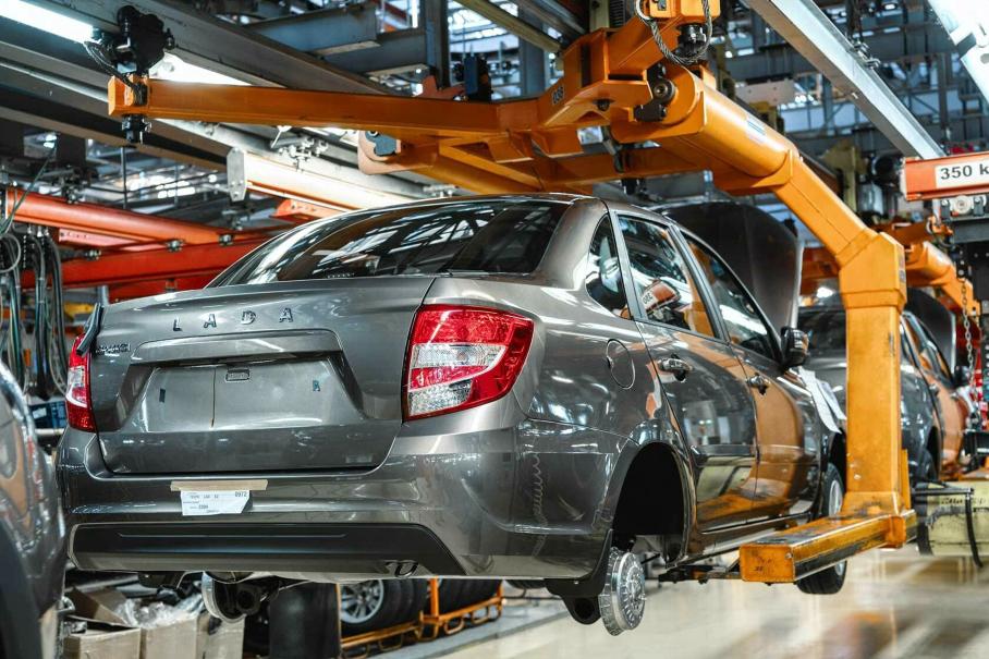 Раскрыта дата начала сборки первой партии «антикризисных» Lada Granta