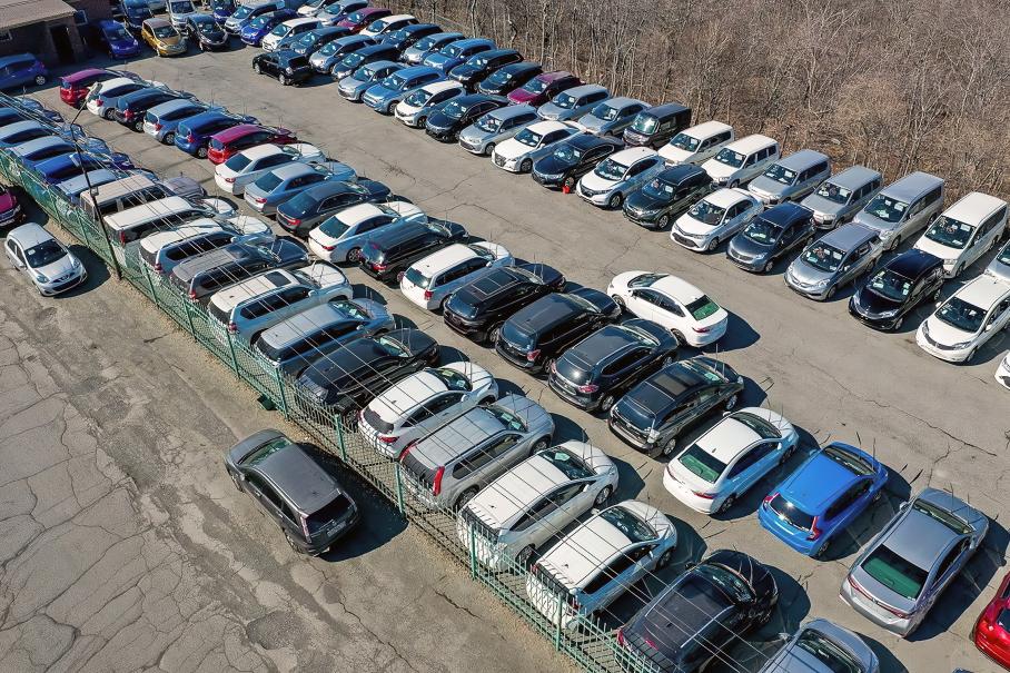 Россияне бросились скупать японские автомобили с пробегом