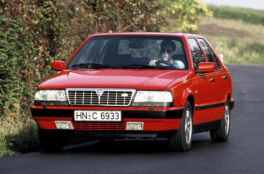 Lancia Thema 8.32