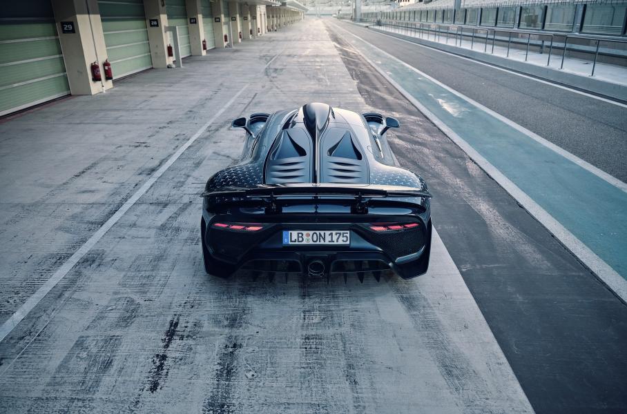 Представлен серийный Mercedes-AMG One: пять моторов и разгон до ста за 2,9 секунды