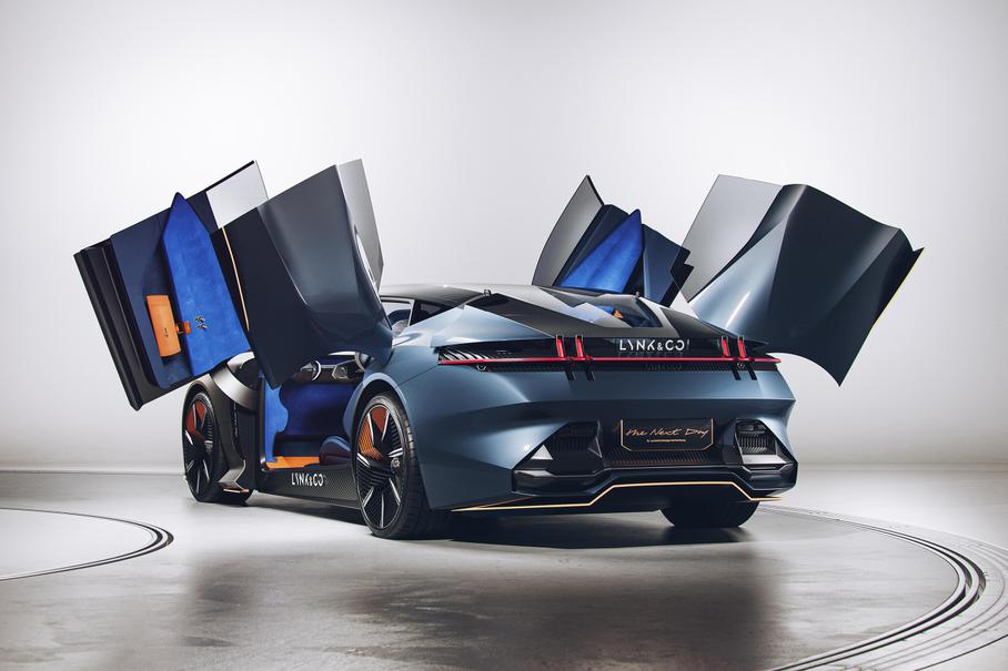 «Горячий» Bentley Continental GT, «спортивная» Hyundai Creta и новый Mitsubishi ASX: главное за неделю