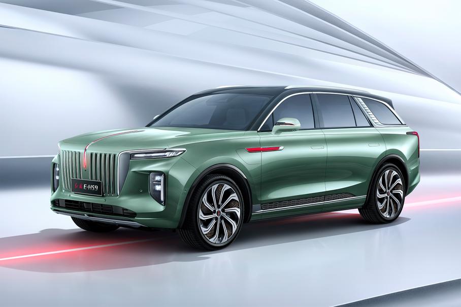 Еще один дилер привезет люксовый Hongqi E-HS9 в Россию: цены от 9,7 млн рублей