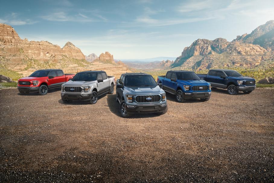 Ford представил двухцветные пикапы F-Series в честь 75-летия модели
