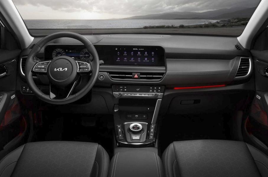 Kia Seltos впервые обновился: посвежевшее «лицо» и большой экран в салоне