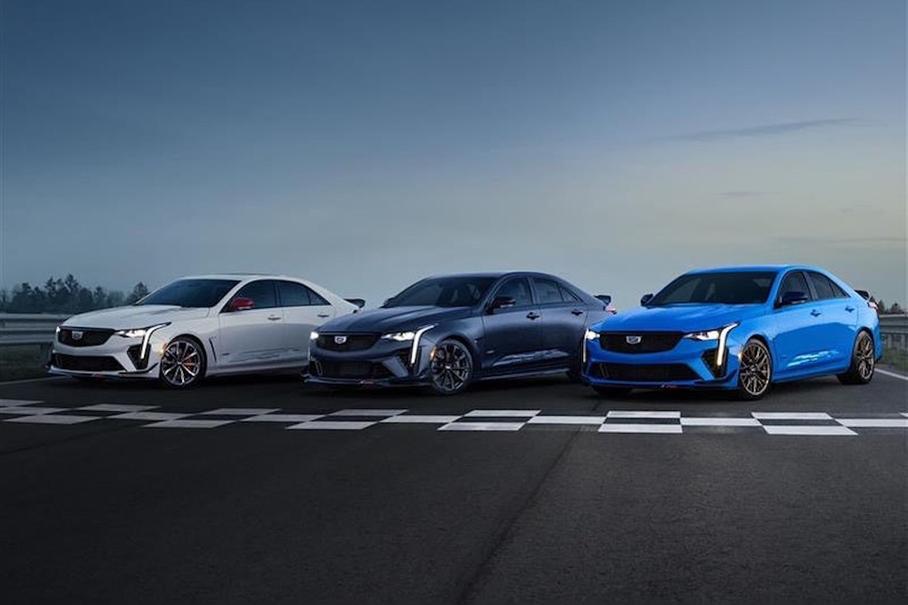 Cadillac CT4-V Blackwing посвятили гоночным успехам марки