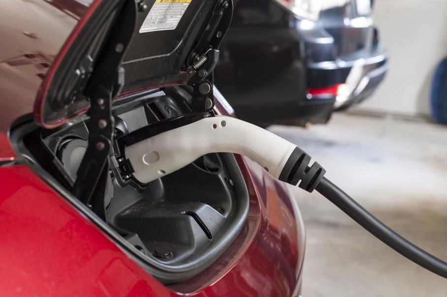 Китайцы придумали «вечную» батарею для электромобилей