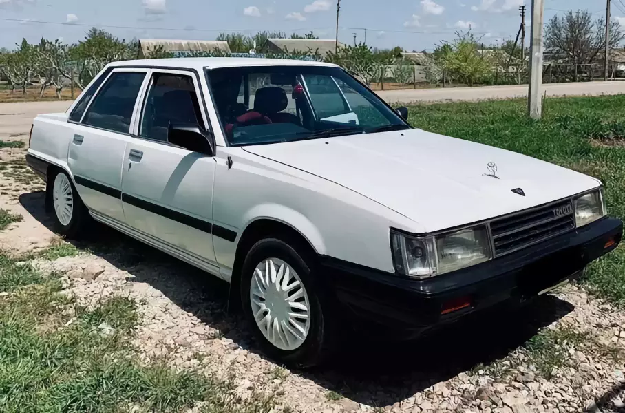 Посмотрите на самую старую Toyota Camry, которая продается в России