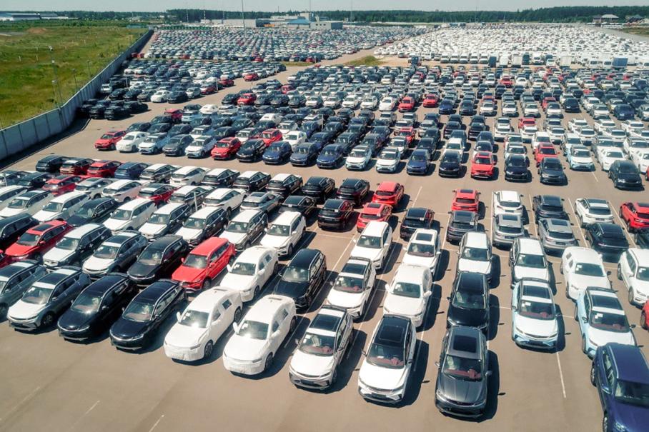 Подмосковные склады автомобилей заинтересовали ФАС