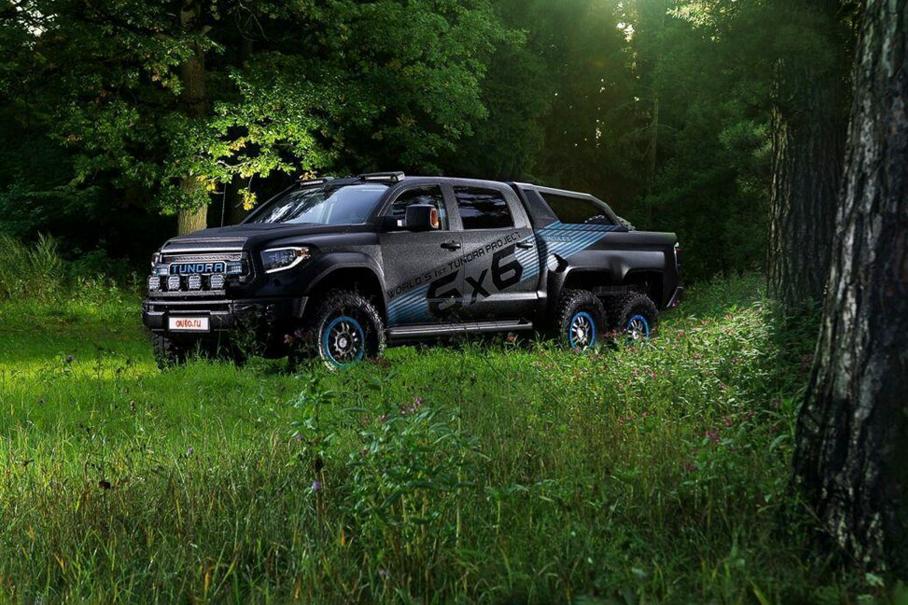 Toyota Tundra CrewMax II Hercules 6x6