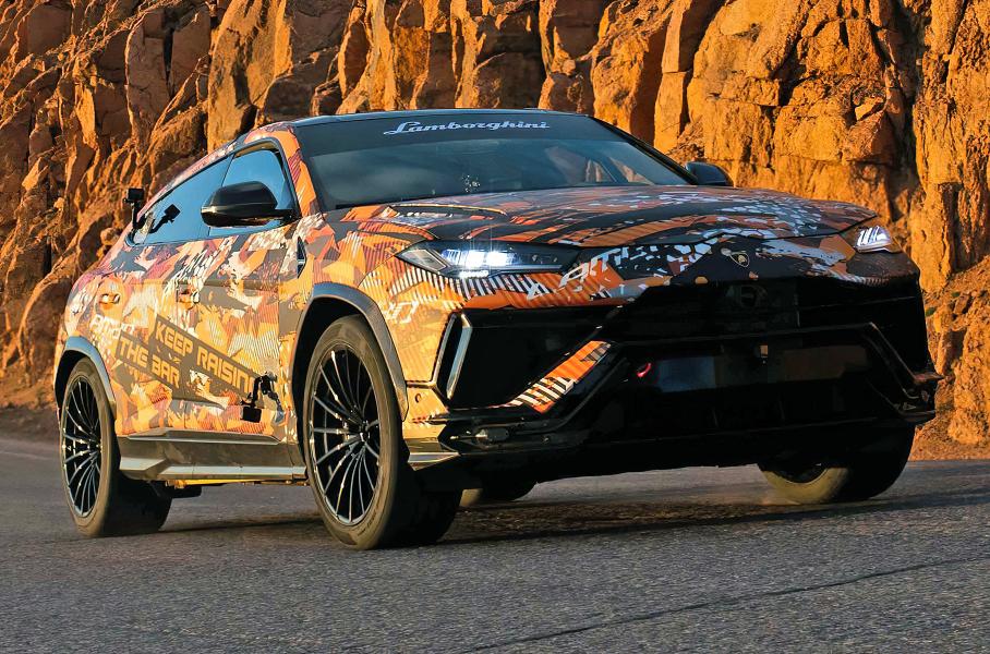 Lamborghini показала на видео таинственный Urus