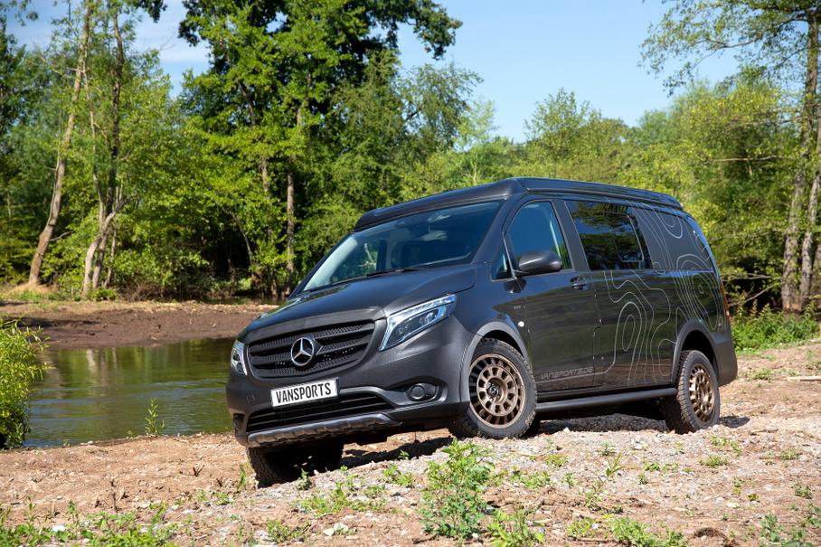 Mercedes-Benz Vito превратили в покорителя бездорожья