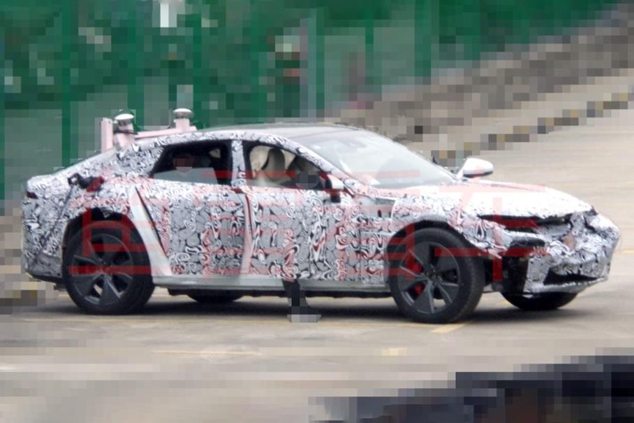 Первый седан в истории Exeed сфотографировали во время тестов