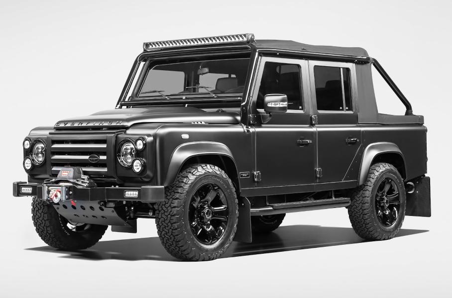 Посмотрите на 30-летний Land Rover Defender за 420 тысяч долларов