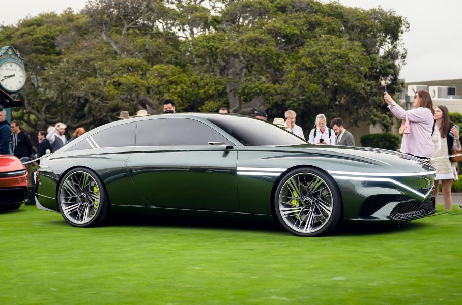 Genesis раскрыл асимметричный интерьер электрокупе будущего