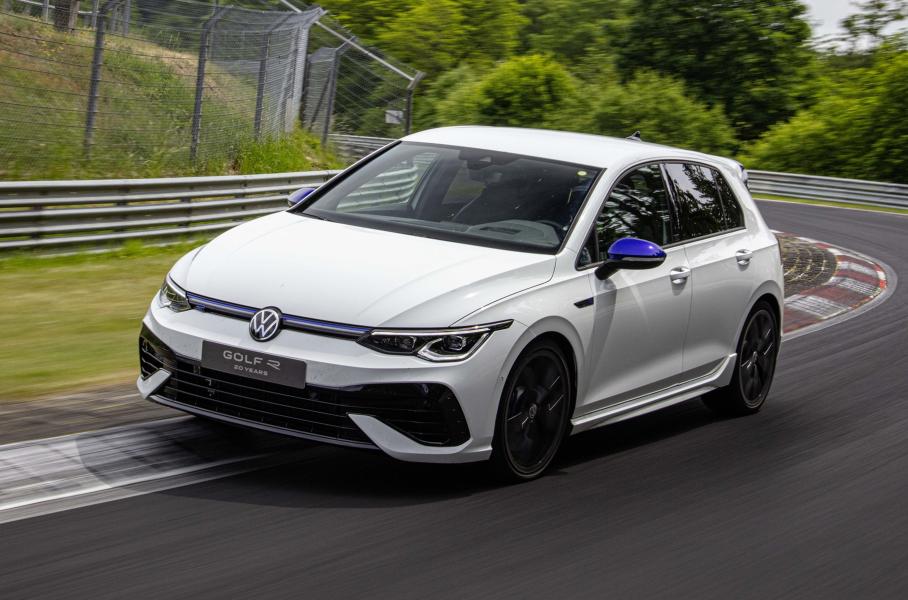 Юбилейный Volkswagen Golf R установил рекорд Нюрбургринга
