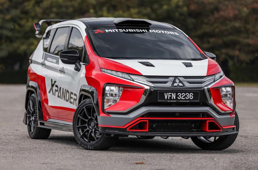 Кросс-вэн Mitsubishi Xpander превратили в гоночный автомобиль