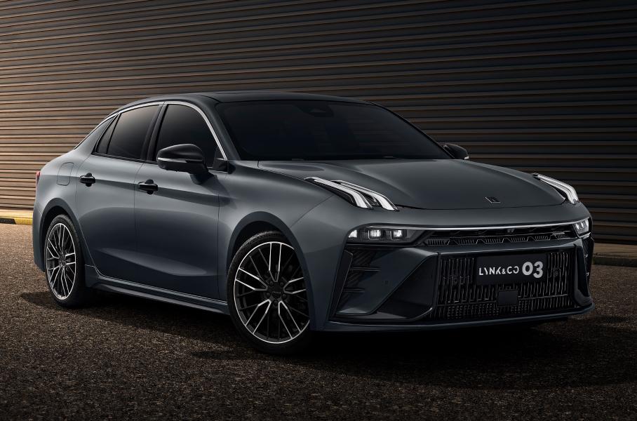Единственный седан марки Lynk & Co обновился и стал мощнее