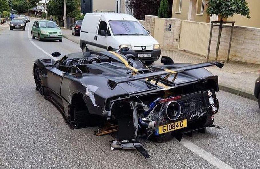Редчайшую Pagani Zonda HP Barchetta разбили в Хорватии