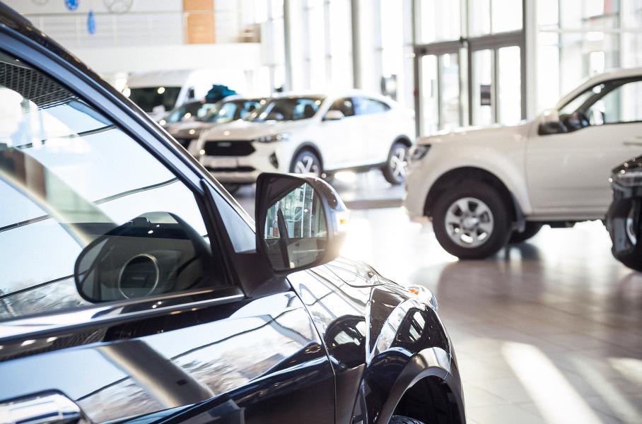 Прибыль российских автодилеров упала в два-четыре раза