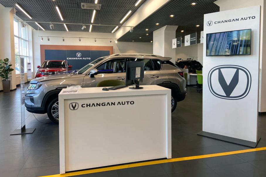 В России подорожали китайские кроссоверы Changan