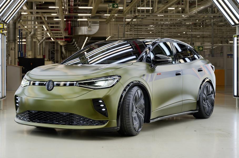 Стажеры Volkswagen покрасили кросс-купе ID.5 в цвет Lamborghini