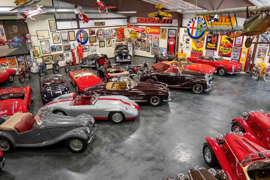 Коллекцию из 120 классических автомобилей продадут за 20 миллионов долларов