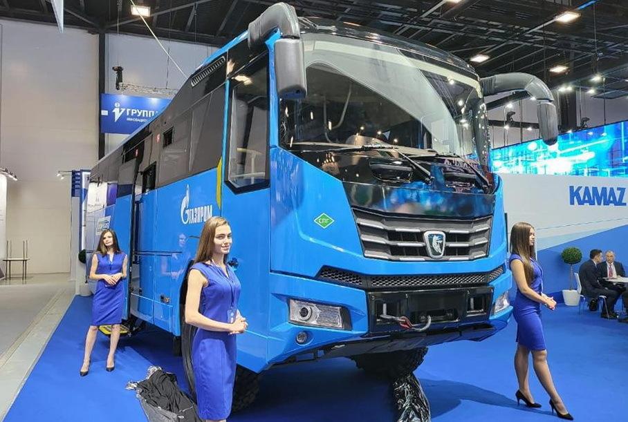 КамАЗ раскрыл на видео новейший автобус-вездеход