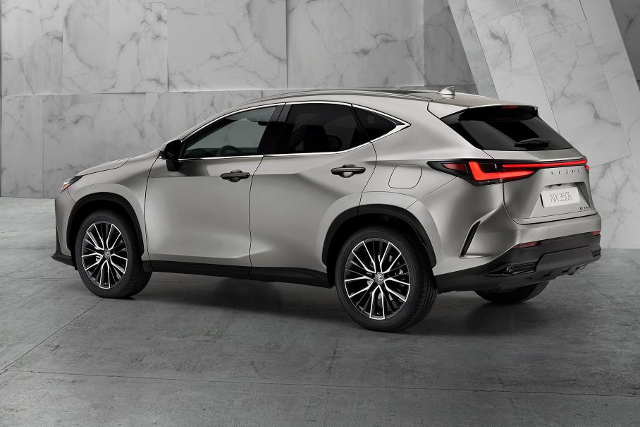 В России отзывают новые Lexus NX из-за проблем с рулем и ручным тормозом