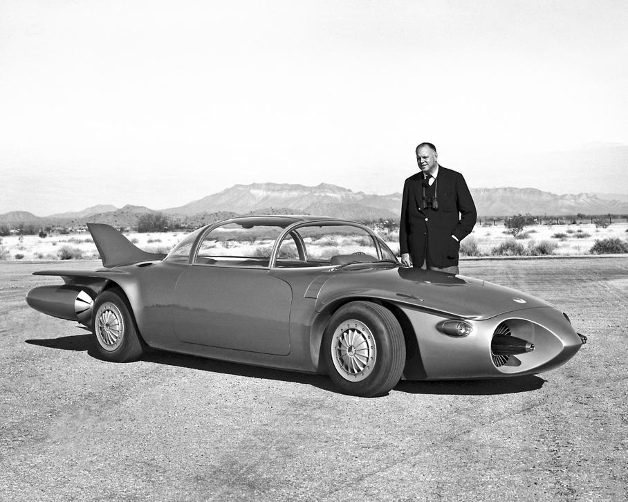 GM Firebird II Concept Car, Харли Эрл