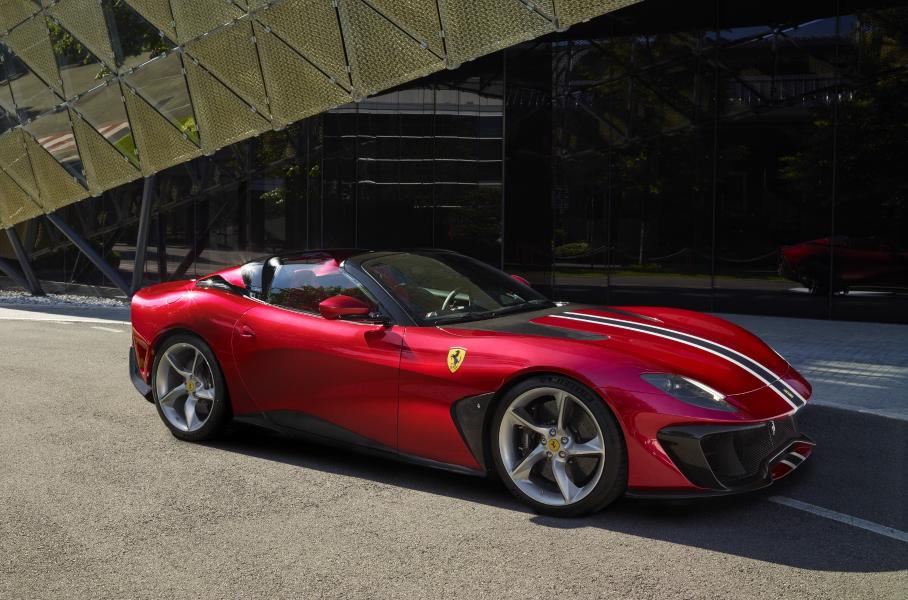 Ferrari представила единственный в своем роде родстер SP51