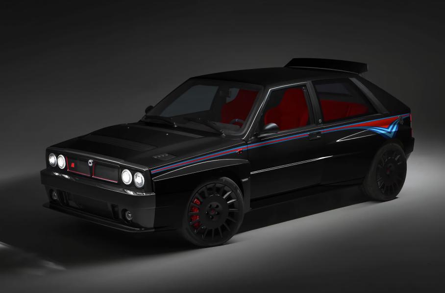 На продажу выставили очень редкий рестомод Lancia Delta