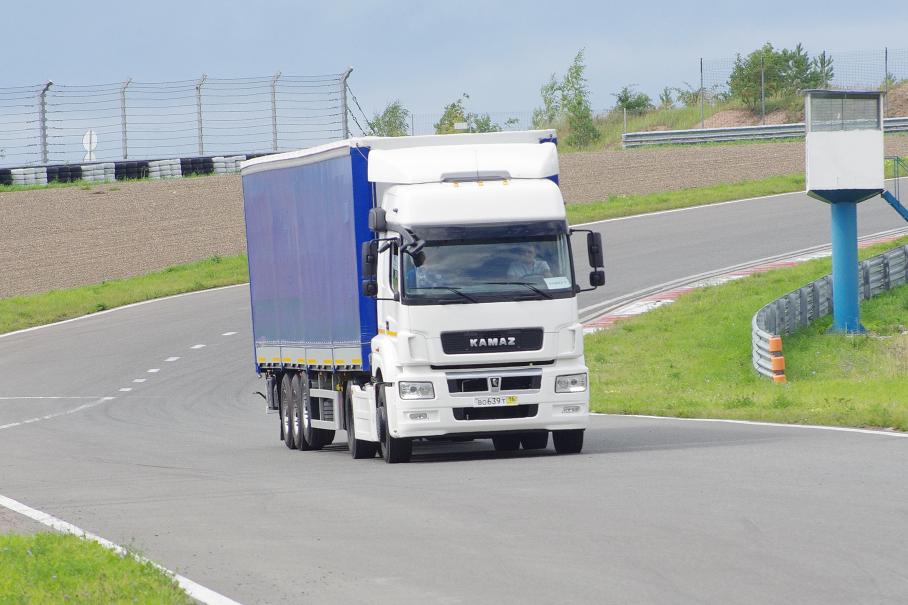 КамАЗ построил испытательный полигон за миллиард рублей