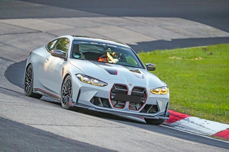 Новый BMW M4 CSL оказался мощнее заявленного