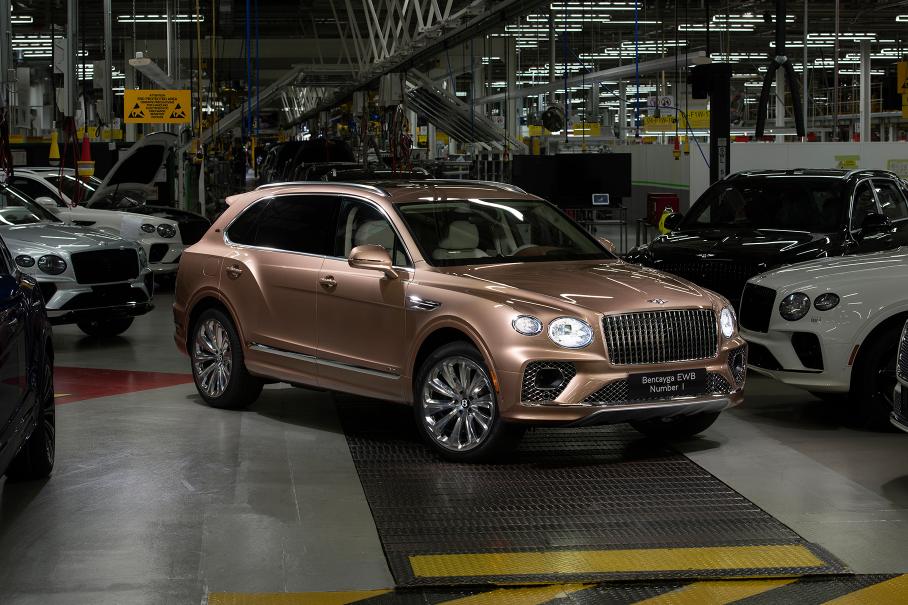 Собрана первая партия удлиненных Bentley Bentayga