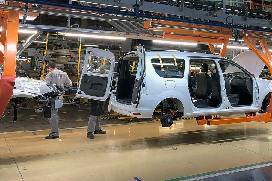 АвтоВАЗ соберет еще одну партию Lada Largus